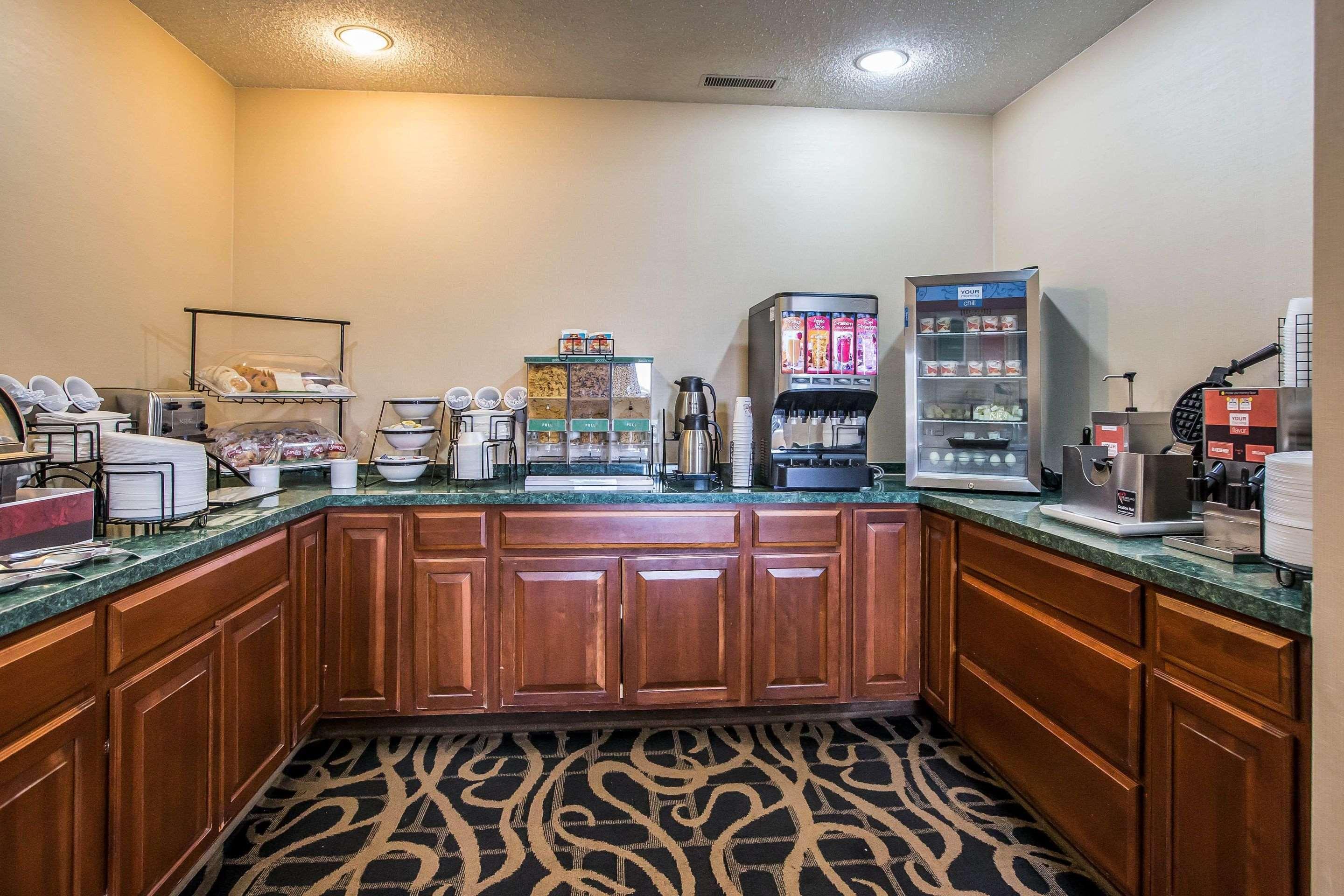 Quality Inn & Suites Mendota Near I-39 Экстерьер фото