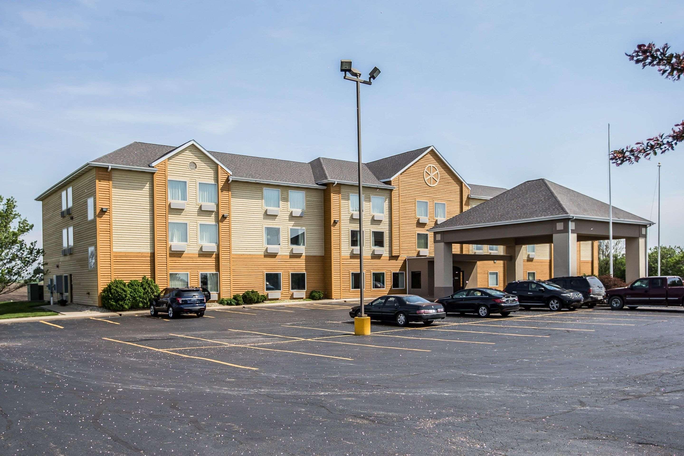 Quality Inn & Suites Mendota Near I-39 Экстерьер фото