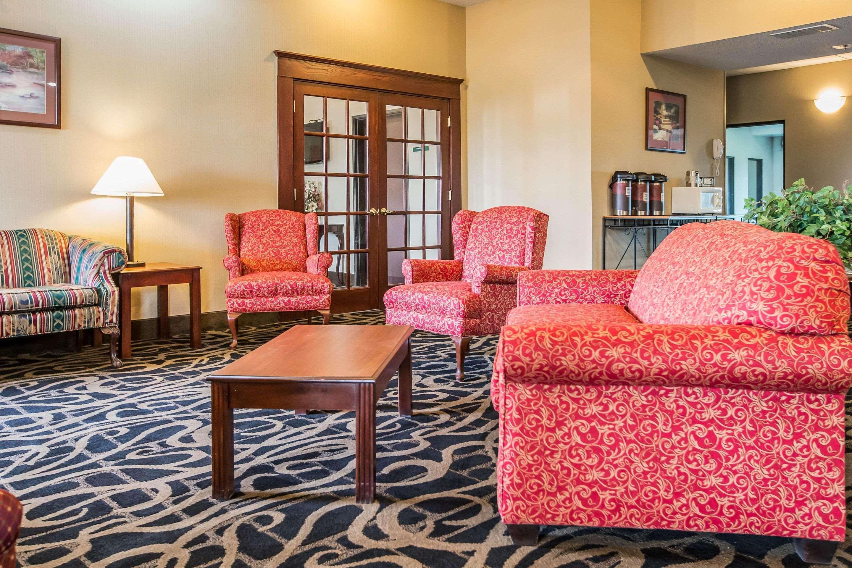 Quality Inn & Suites Mendota Near I-39 Экстерьер фото