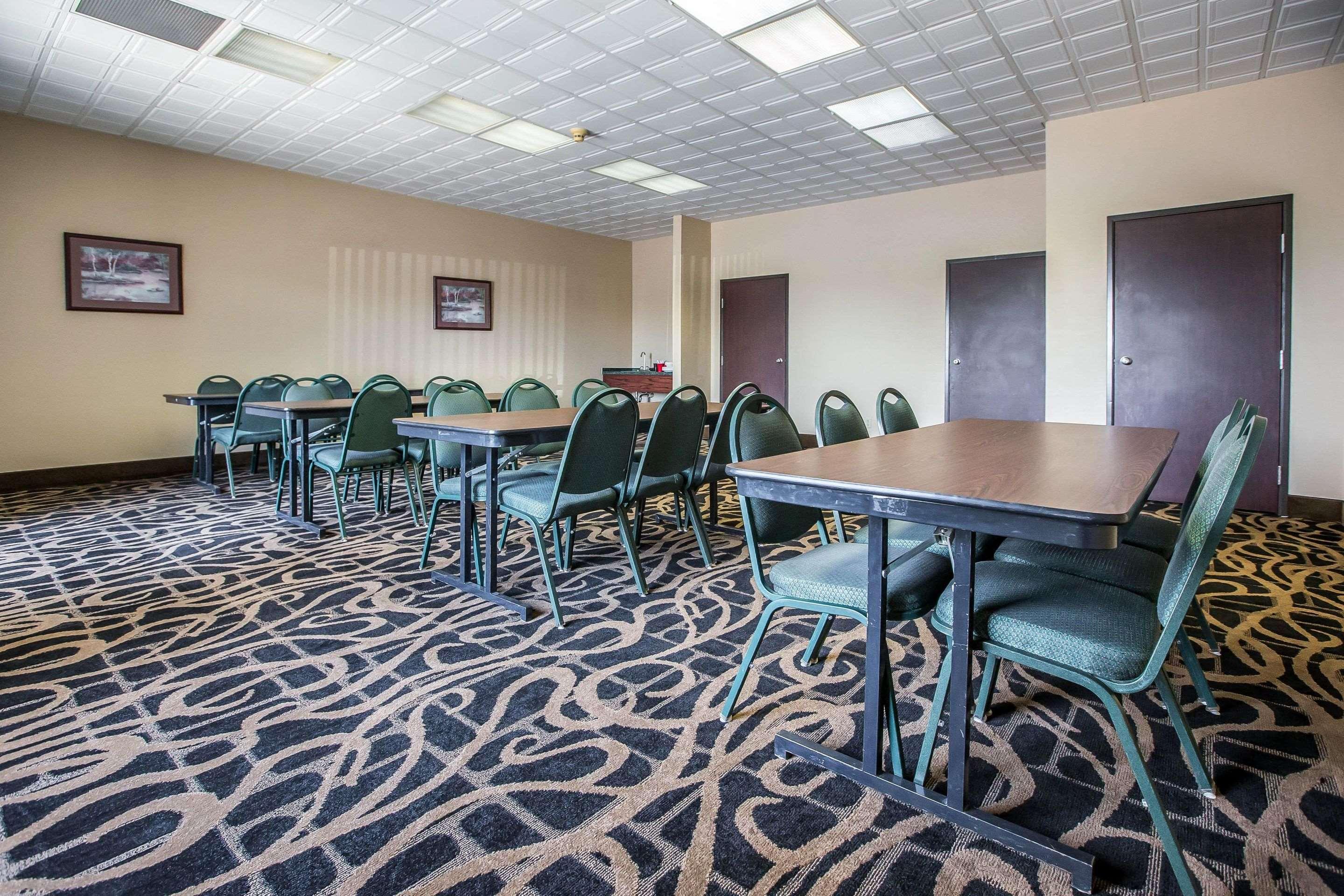 Quality Inn & Suites Mendota Near I-39 Экстерьер фото